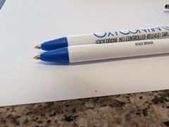 2 Pens Oxycontin CII Drug Rep Pharmaceutical Promo Medical Advertising Papermate