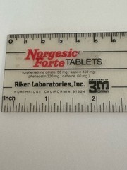 Vintage Medicine Tablet Measuring Ruler Norgesic Forte Riker Labs