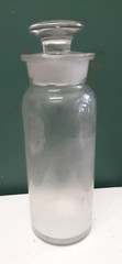 Vtg 1 Qyart Clear Glass 10″ Tall Apothecary Storage Container