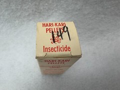 Vintage Hari-Kari Pellets Empty Box Skull Cross Bones Wichita, KS 2 1/2″ Tall