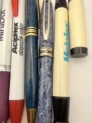 Pharmaceutical Drug Rep Pens Lot Of 10 big pharma *needs ink refills* read*