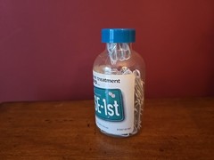 Pepcid Drug Rep Paper Clip Holder Pharma Promo w Clips Merck Injection Bottle