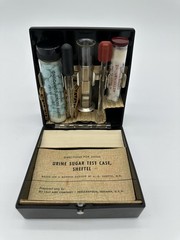 Eli Lilly Urine Sugar Test case Vtg Medical Equipment USA