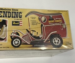 Vintage Revell Patent Pending Dr Kook’s Travelling Medicine Show Model Kit NEW