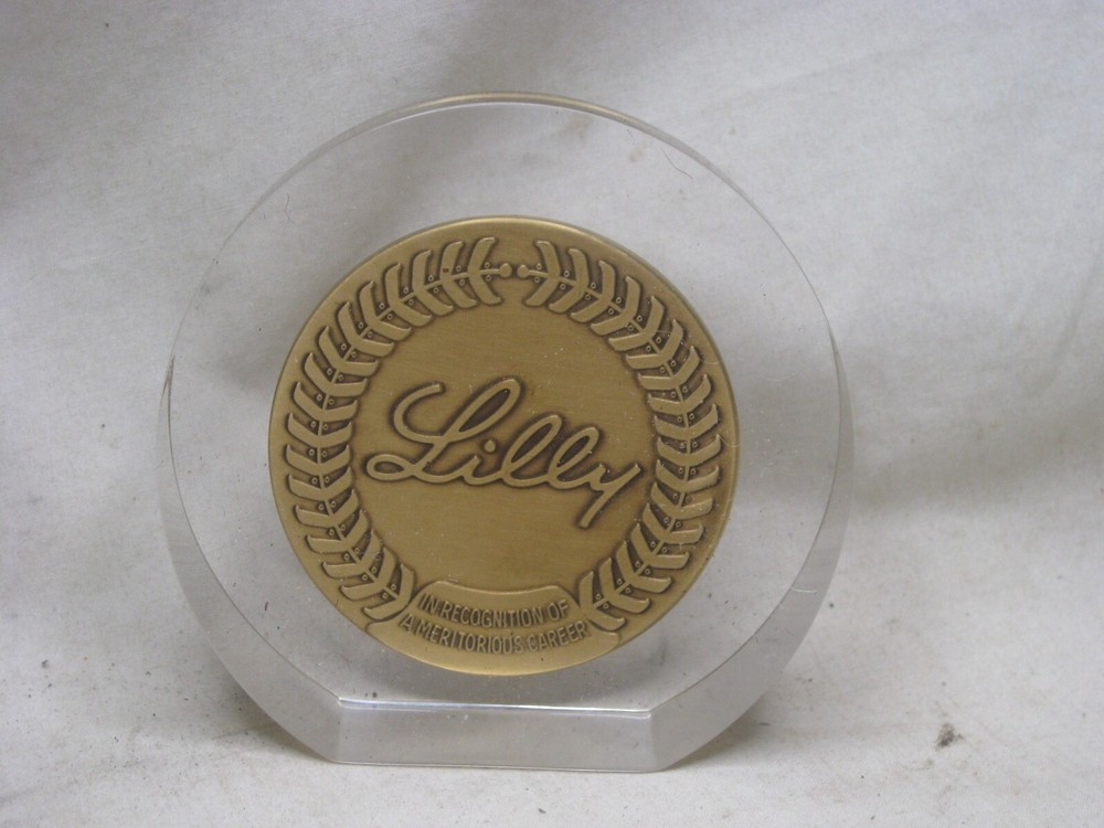 vintage Lilly Award Honor paperweight Eli Pharmaceutical pharma * personalized