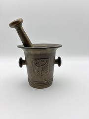 Brass Mortar and Pestle Apothecary Herb Spice Grinder Embossed Eagle Crest