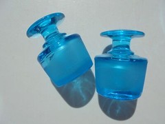 Pr Vintage Blue Glass Apothecary Jars Made in Portugal Ground Stoppers 8 3/8″