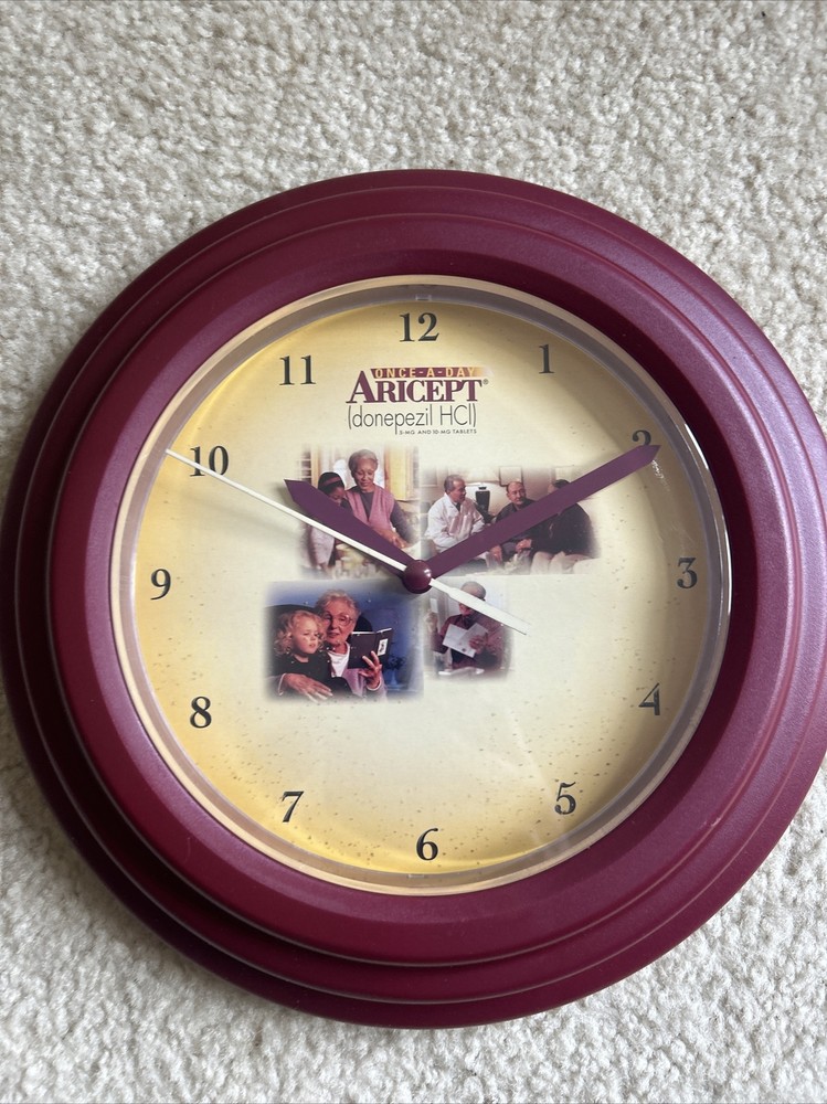 Vintage 2000’s Aricept Pharmaceutical Advertising Wall Clock Pfizer. Drug Rep