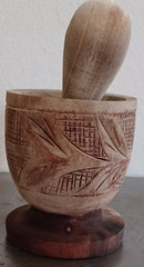 Hand Carved Wood Footed Mortar And Pestle Apothecary Grinder 4.5″ Tall Vintage