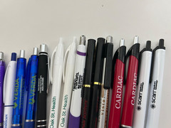 31 Lot Promo PENS Healthcare,Medical Service, Aging,Senior Living,Funeral,Health