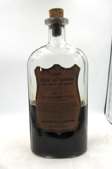 BW – 1920’s John Wyeth Philada Pa Elixir of Gentian 7 5/8″ Clear Medicine bottle