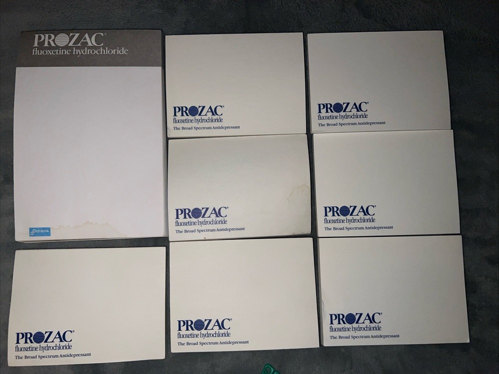 Prozac Post-its & Notepad. 8 Items. Shelf/storage Wear. Pharmaceutical Adv