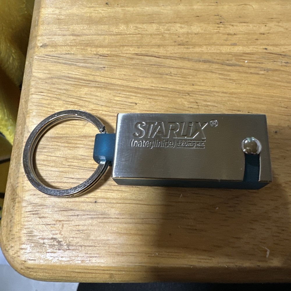 STARLIX Pill Box KEY CHAIN PHARMACEUTICAL DRUG REP unique Keyring