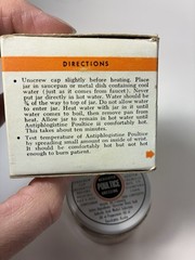 Vtg Antiphlogistine Medicated Poultice Dressing Denver Chemical Canada Glass box