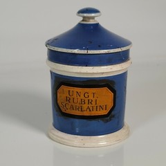 Vintage Blue Medicinal Medicine Jar Lidded Ungt Rubri Scarlatini F&B Apothecary