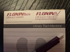 FLOXIN Pharmaceutical Drug Rep Promo Lot – Plastic Pen + Notepad Medical