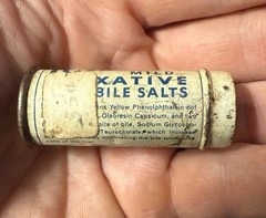 A109 Old Medicine Ramon’s Mild Laxative Bile Salts Brown Le Roy NY Container