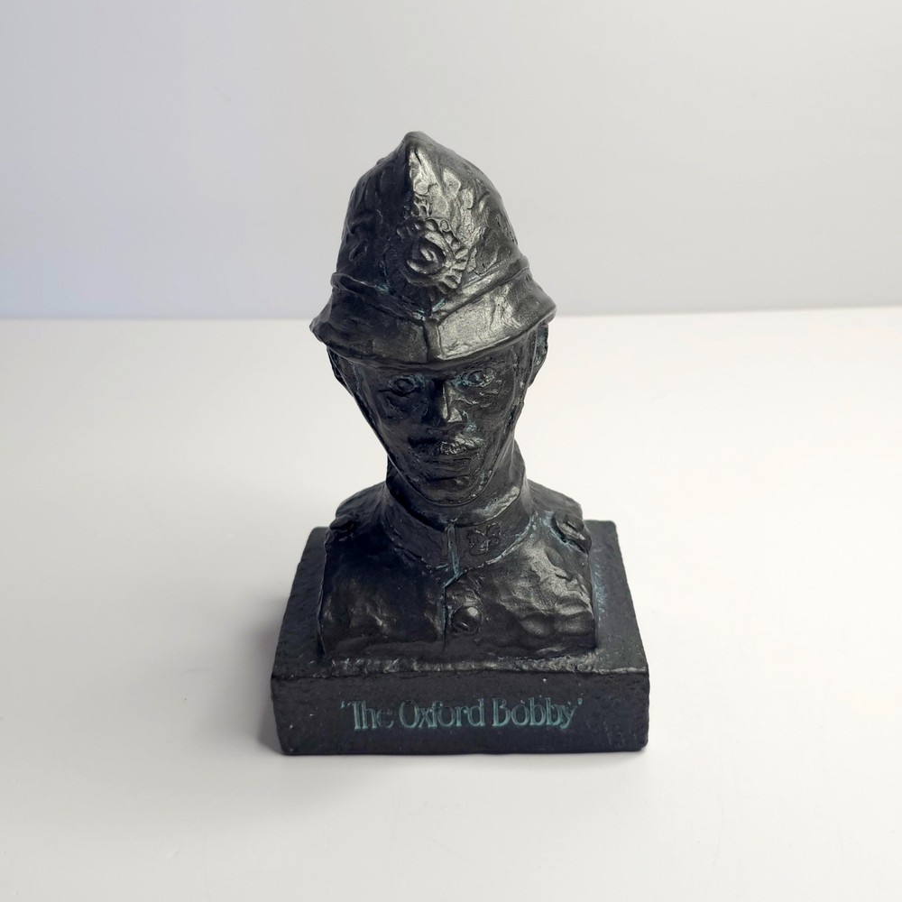 VTG Resin Oxford Bobby Bust Bristol Laboratories Tegopen Promotional Statue