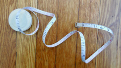 Vintage Pharmaceutical Drug Rep Snap Retract Measuring Tape Inches Millimeter