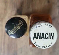 Vtg 1950s 1960s ANACIN Whitehall glass bottle Rawleighs Cold Tablets Lot Of 2