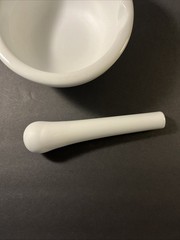 Apothecary Mortar & Pestle Set 16 Ounce Pocket Nurse Porcelain White Vintage NOS