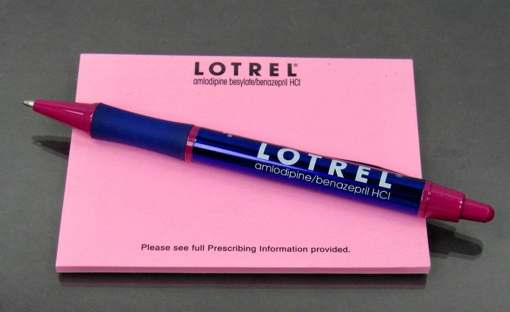 Lotrel Metal PEN, Pink Sticky Note Pad Drug Rep Pharmaceutical Promo Advertising