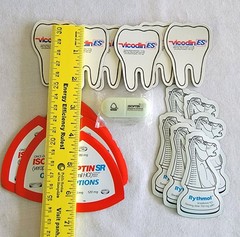 Vtg 19 IsoptinSR Tablet & Triangle Magnet, VicodinES & Rythmol Pharmacy Magnet