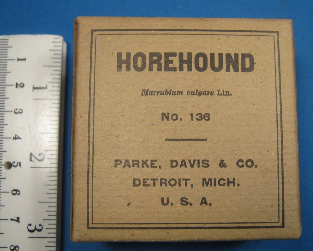 VINTAGE PARKE-DAVIS HOREHOUND PAPER PACKAGE FREE SHIPPING EE