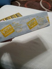 Vintage Lemon Vicks Medicated Cough Drops .10, 20 package case in display box