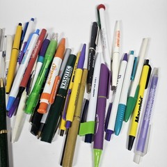 Lot Plastic Pharmaceutical Drug Rep Pens Medical Collectibles