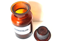 DERMATOLUM Vintage Glass Apothecary Pharmacy Brown Jar 250 ml