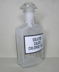 Vintage Medical Science Glass Bottle,Germany,SOLUTIO CALCII CHLORIDI 50%