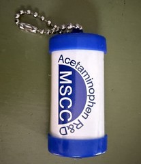 Vintage Acetaminophen R&D MSCC Pharmaceutical Promotional Keychain Flashlight
