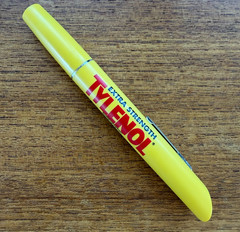 Vintage Tylenol Extra Strength Drug Rep Lighted Exam Pen Made In USA Pharma