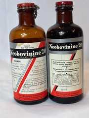 Vtg Neobovinine 20 Liver Concentrate Preparation Bottles With a Box