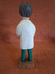 Pharmacist 12″ Wood Carved Statue With Mortar Pestle – RARE