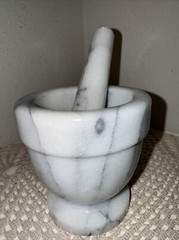 Vintage 1960’s White Italian Marble Mortar And Pestle 3+ Pounds 4-1/8” H x 4” W