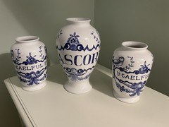 3 VINTAGE LILLY DRUG BLUE WHITE CERAMIC PHARMACY APOTHECARY JAR VASES