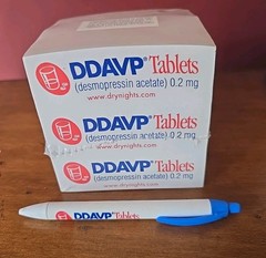 DDAVP Note Pad Cube + Pen Pharmaceutical Drug Rep Promo Vintage NIP Pen Writes