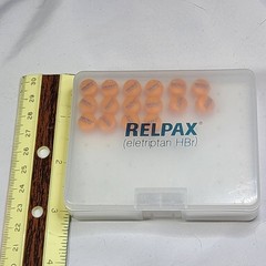 Relpax Pharmaceutical Promotional Tacks Push Pins Orange 2003 Pfizer