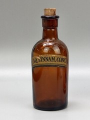 Antique Medicine Chemist Bottle brown AQ Cinnam Conc Davey & Moore