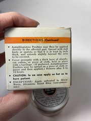Vtg Antiphlogistine Medicated Poultice Dressing Denver Chemical Canada Glass box