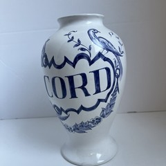 1989 Lilly Blue & White Apothecary 10″ Vase Diascord Portugal Pharmacy Pharma