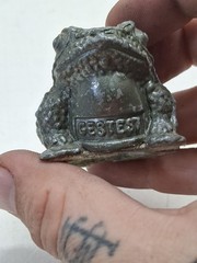 VTG „Gestest“ Metal Frog Toad Pregnancy Test Pharmaceutical Company Promo 1950’s