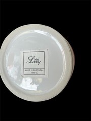 VINTAGE LILLY BLUE WHITE CERAMIC PHARMACY APOTHECARY JAR VASE U:CAELFUL:FO