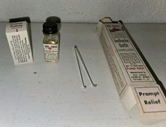 Vintage Red Cross Toothache Outfit Contains Tweezers And Cotton Pellets NOS