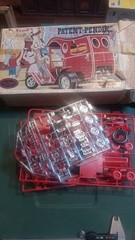 Rare Vintage REVELL PATENT PENDING DR. KROOK’S TRAVELLING MEDICINE SHOW KIT