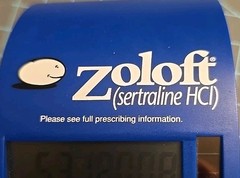 Pfizer „Zoloft“ Curved Desktop Calculator Drug Rep Promotional Item 2005 Era