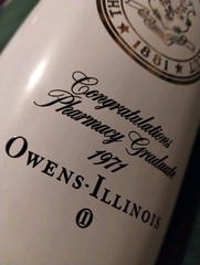 1971 Pharmacy Graduate UCONN University CONNECTICUT Bottle history RARE WHITE