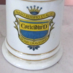 Apothecary Jar NASO REFERTO ETALIIS Coricidin-D SIGNIS GRAVE Drug Store Pharmacy